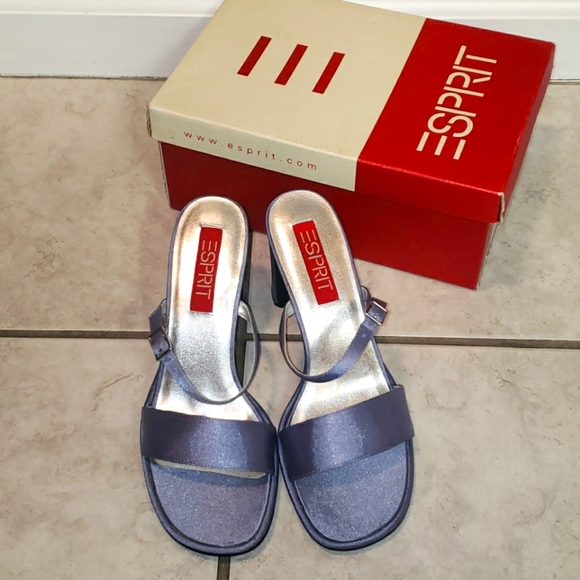 Espriit Satin Heels - Picture 3 of 12
